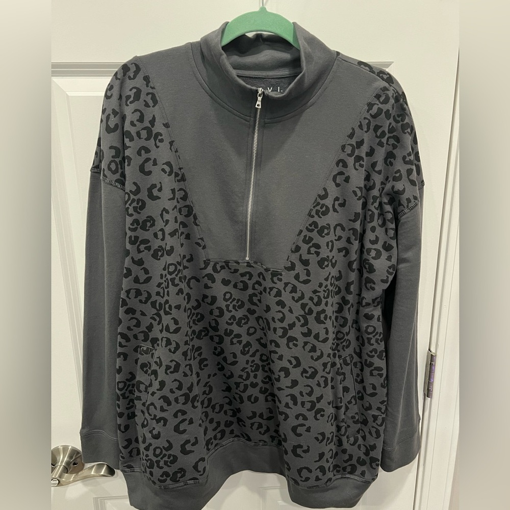 Women’s Living Active Cheetah Print 1/4 zip